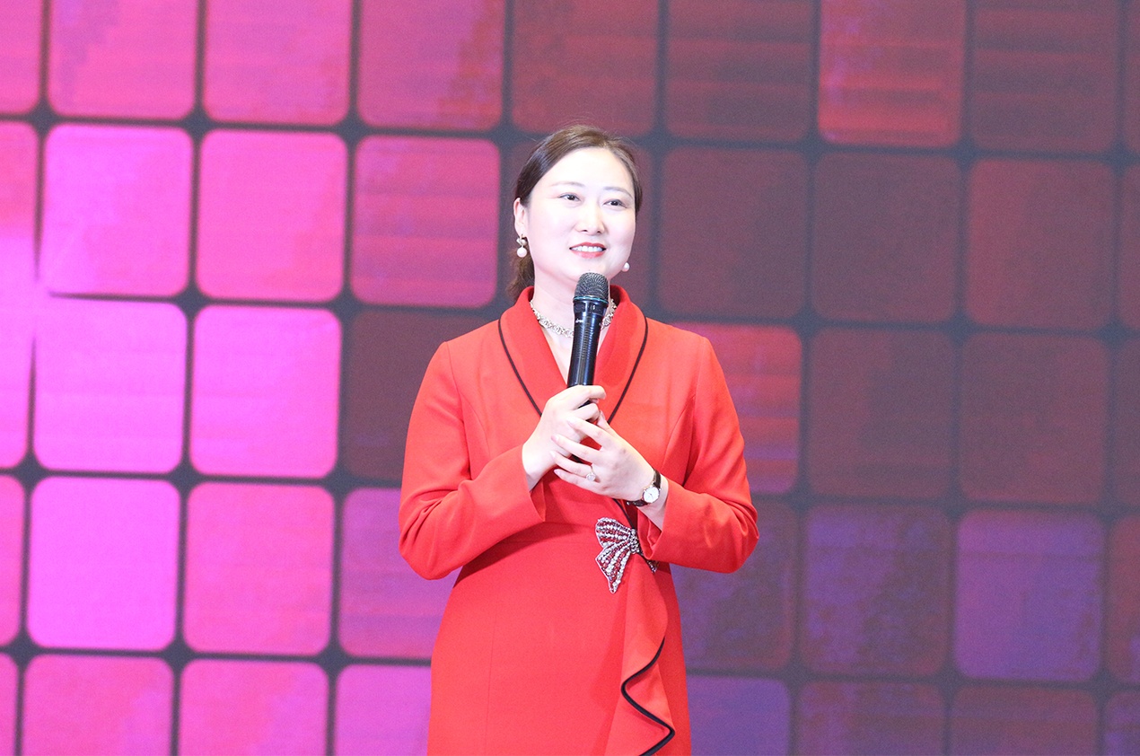 呂馥冰
